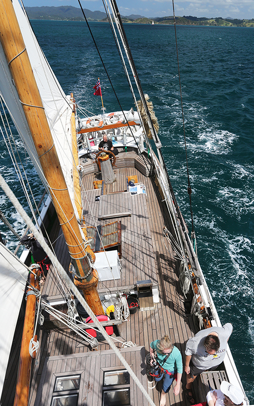 Sail on the R Tucker Thompson, Bay of Islands, NZ